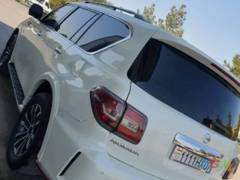 Nissan Armada 4.0 2017 г.