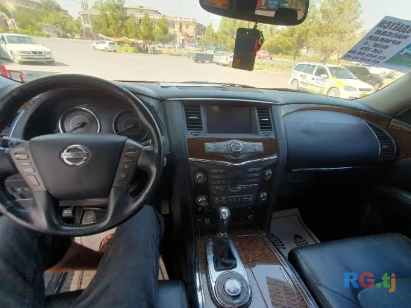 Nissan Armada 4.0 2017 г.