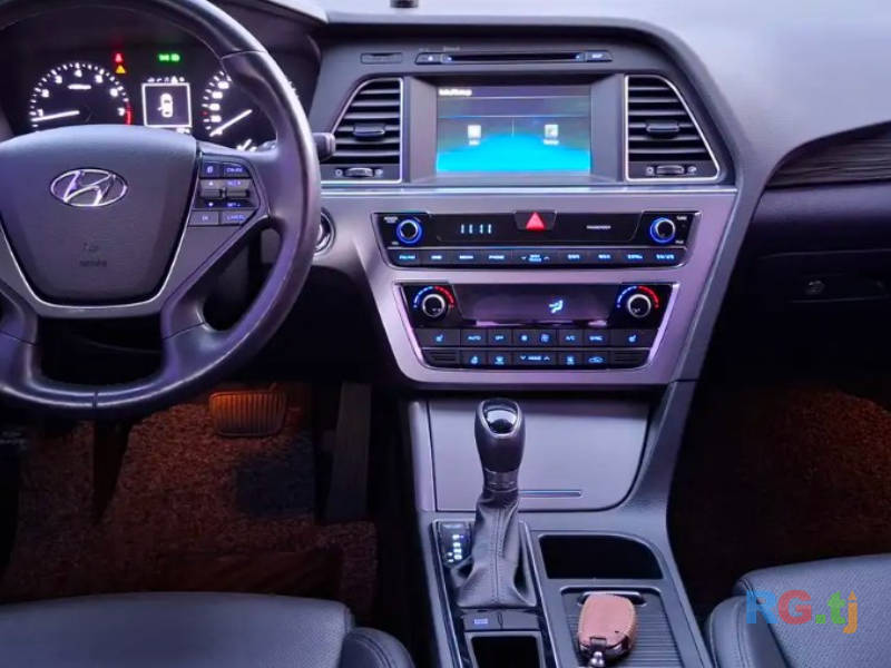 Hyundai Sonata 2.0 2015 г.