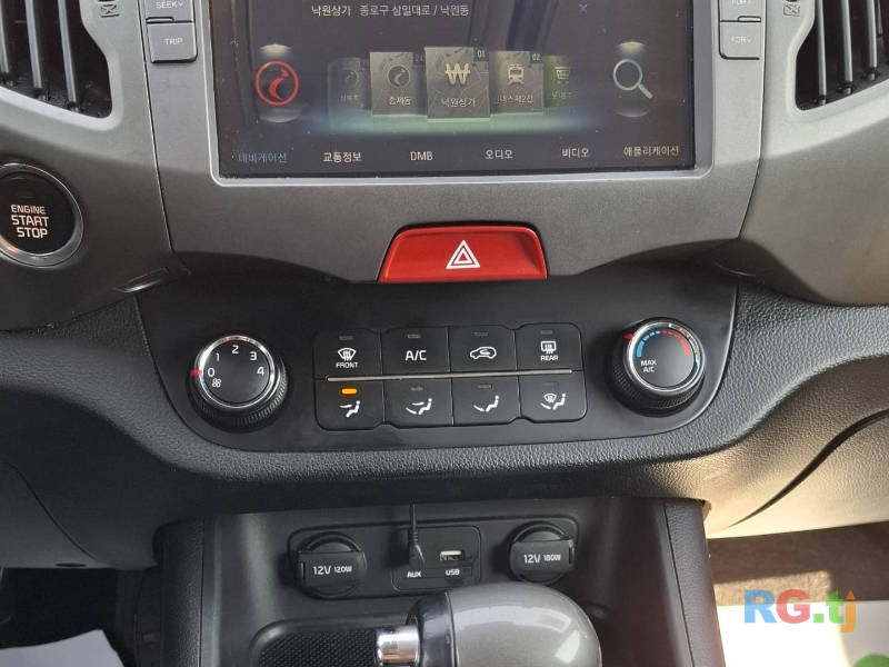 Kia Sportage 2.0 2015 г.