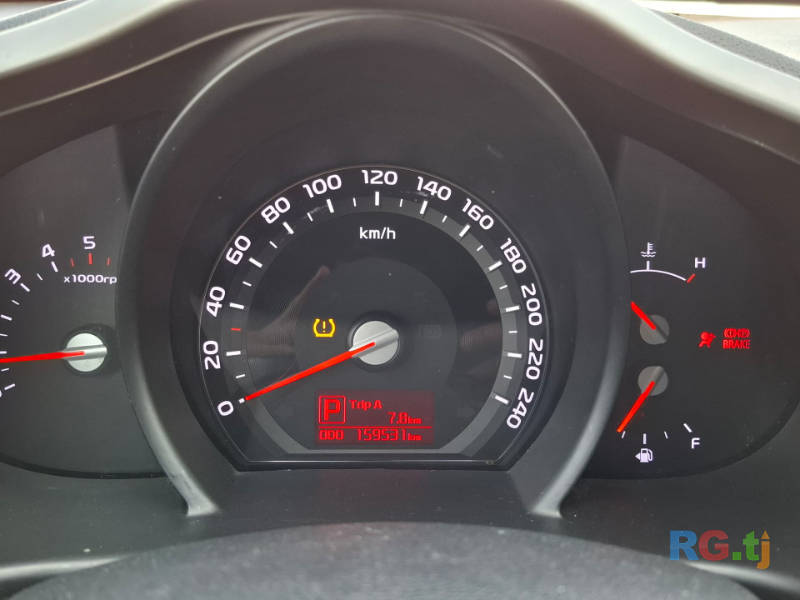Kia Sportage 2.0 2015 г.