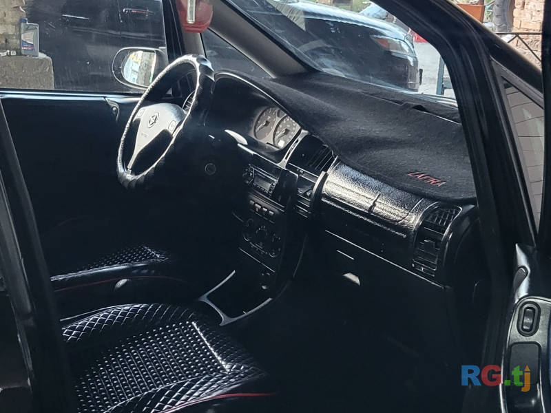 Opel Zafira 1.8 2000 г.