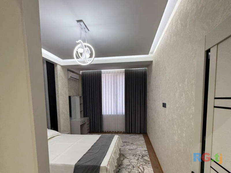 2-комн. квартира, 79 м² 8 этаж на продажу